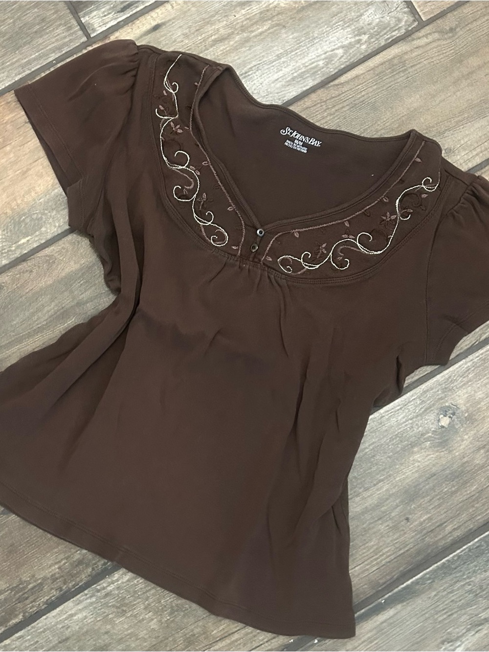 Brown Embroidered Short-Sleeve Women's Top